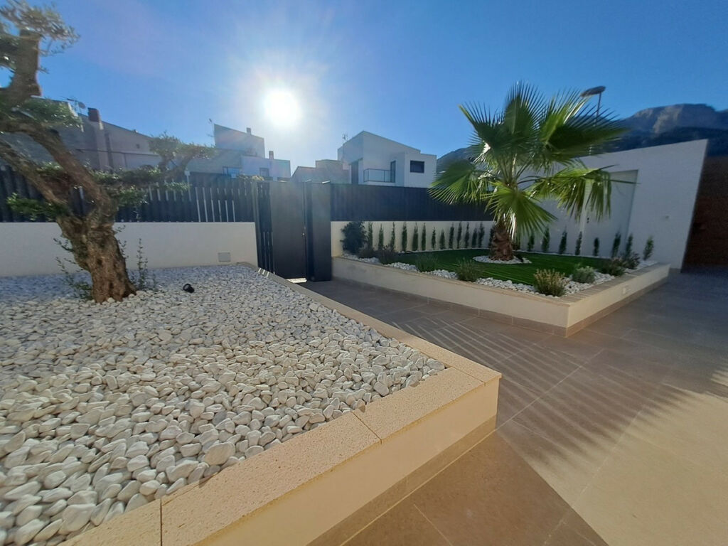 Detached Villa Polop Alicante - image 38