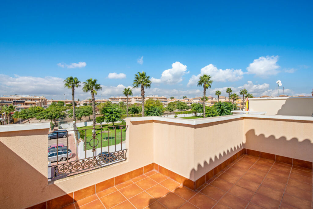 Townhouse Torrevieja Alicante - image 38