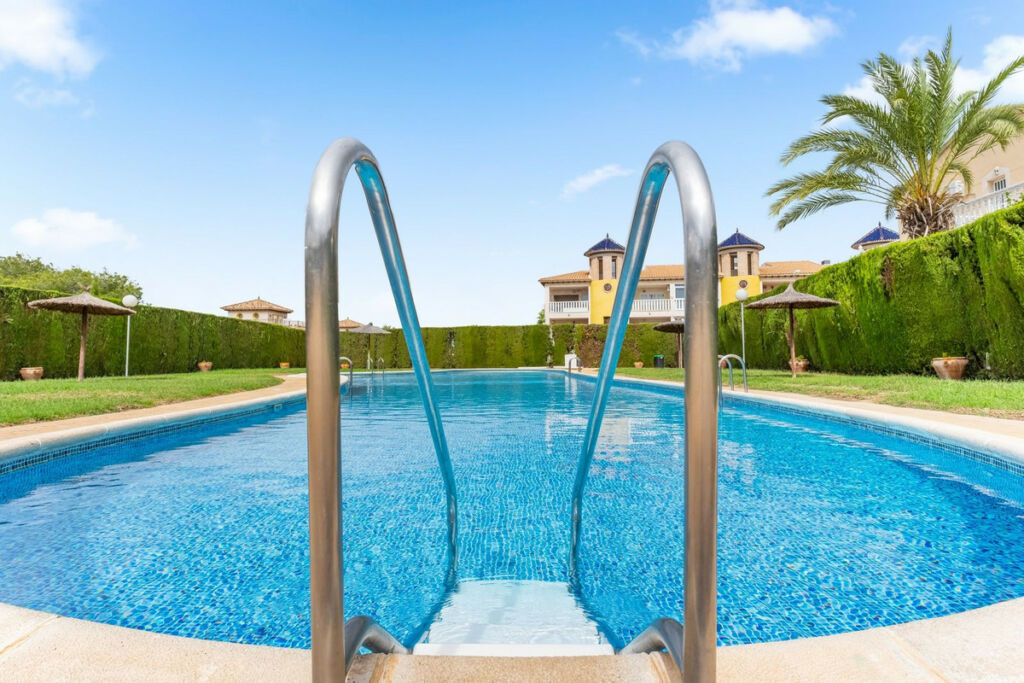 Bungalow Villamartin Alicante - image 38