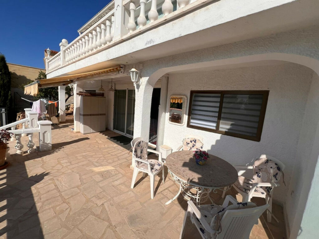 Detached Villa La Nucia Alicante - image 37