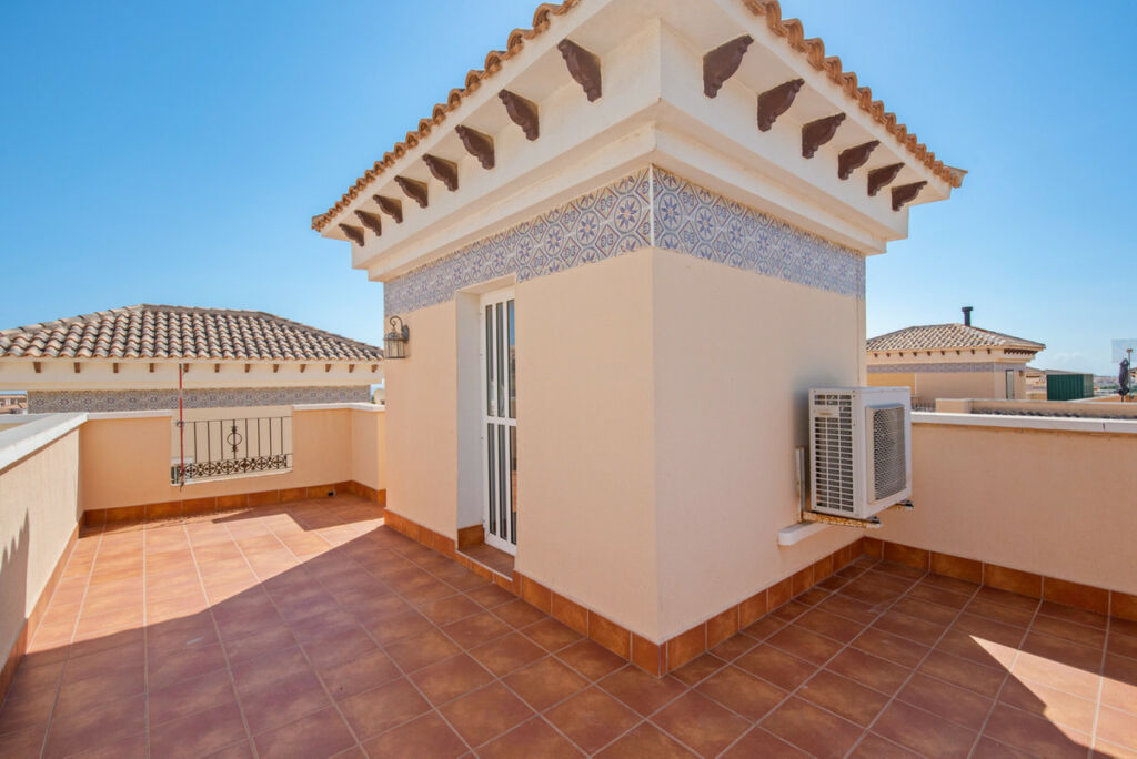 Townhouse Torrevieja Alicante - image 39