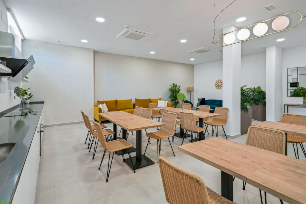 Middle Floor Apartment El Chaparral Málaga - image 39
