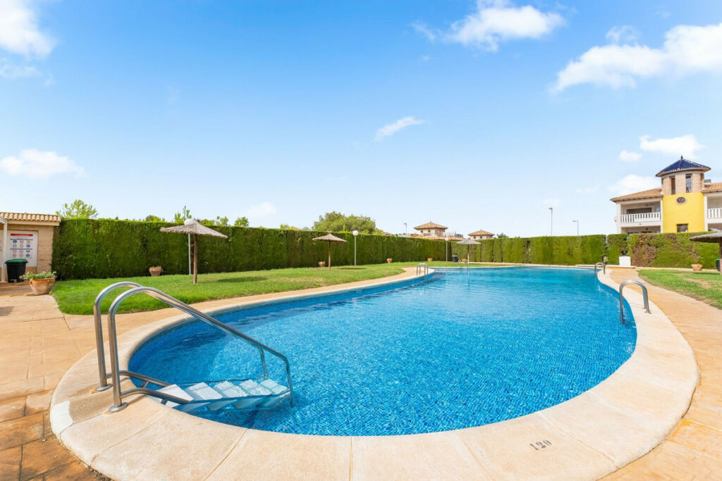 Bungalow Villamartin Alicante - image 39