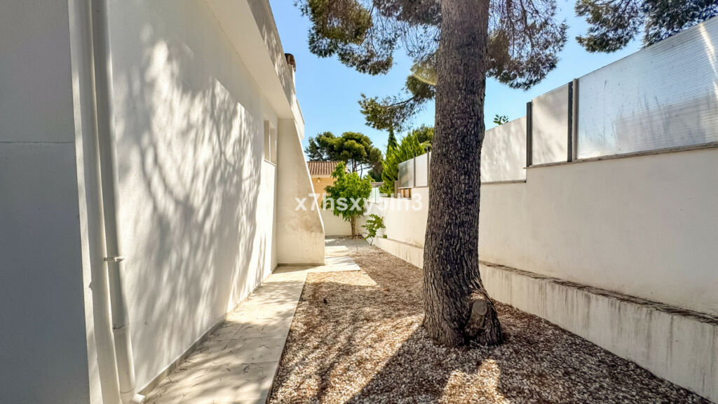 Detached Villa Los Balcones Alicante - image 39
