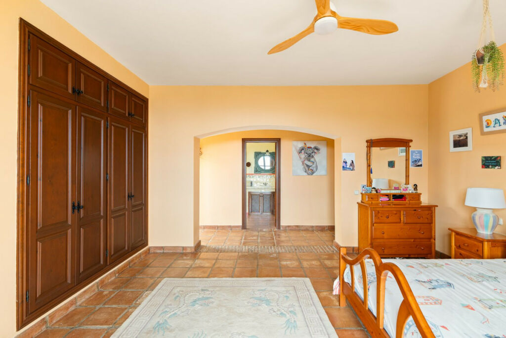 Detached Villa La Duquesa Málaga - image 39