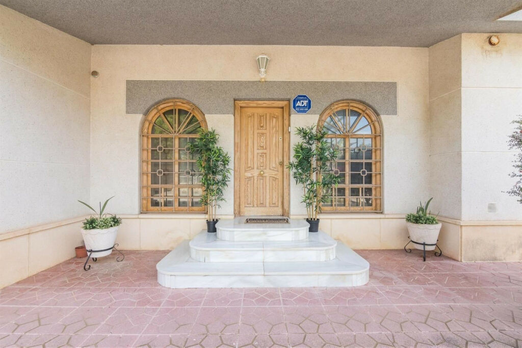 Detached Villa Elche Alicante - image 39