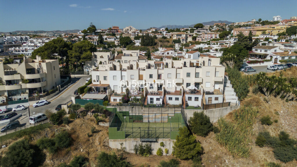 Townhouse Fuengirola Málaga - image 39