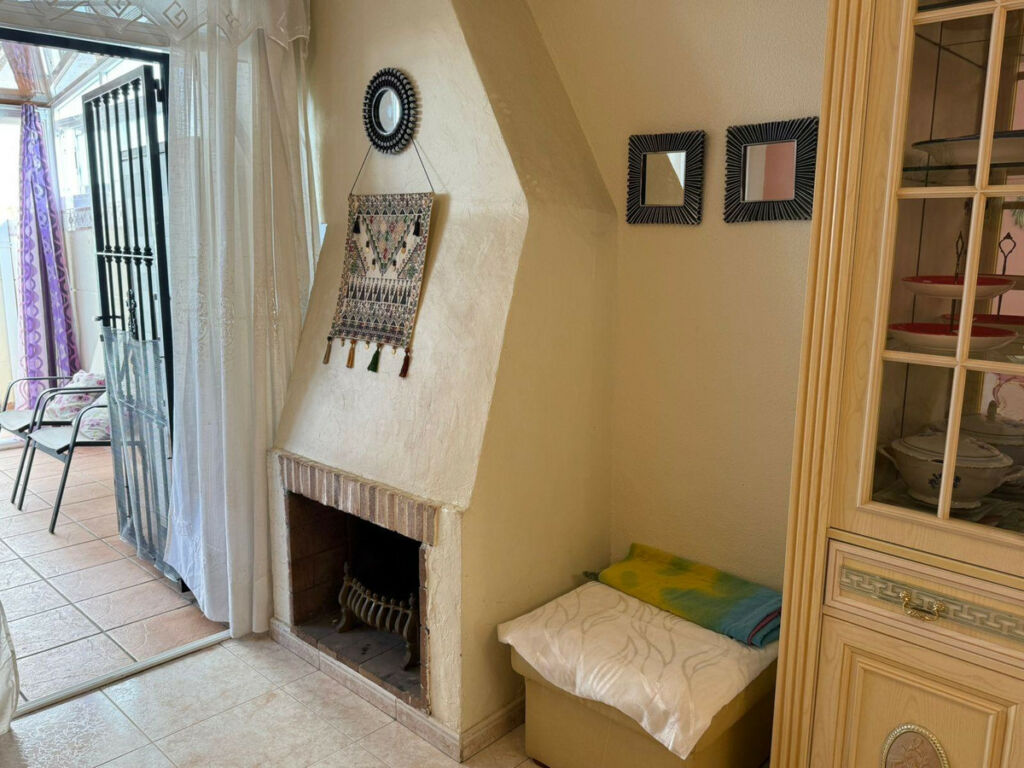 Townhouse Torrevieja Alicante - image 4