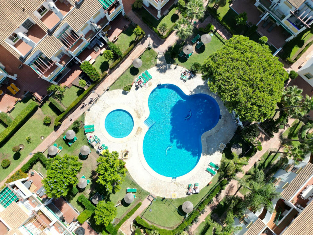 Penthouse Duplex Marbesa Málaga - image 4