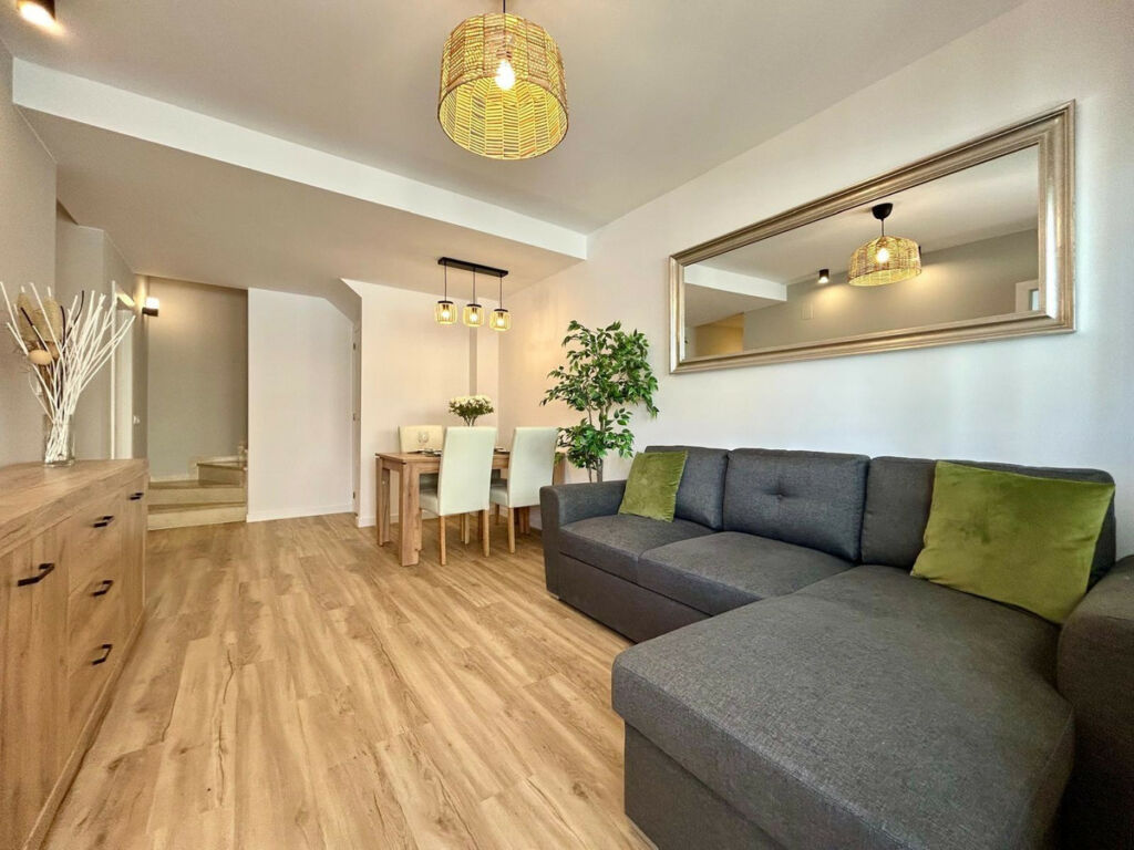 Townhouse Orihuela Alicante - image 4