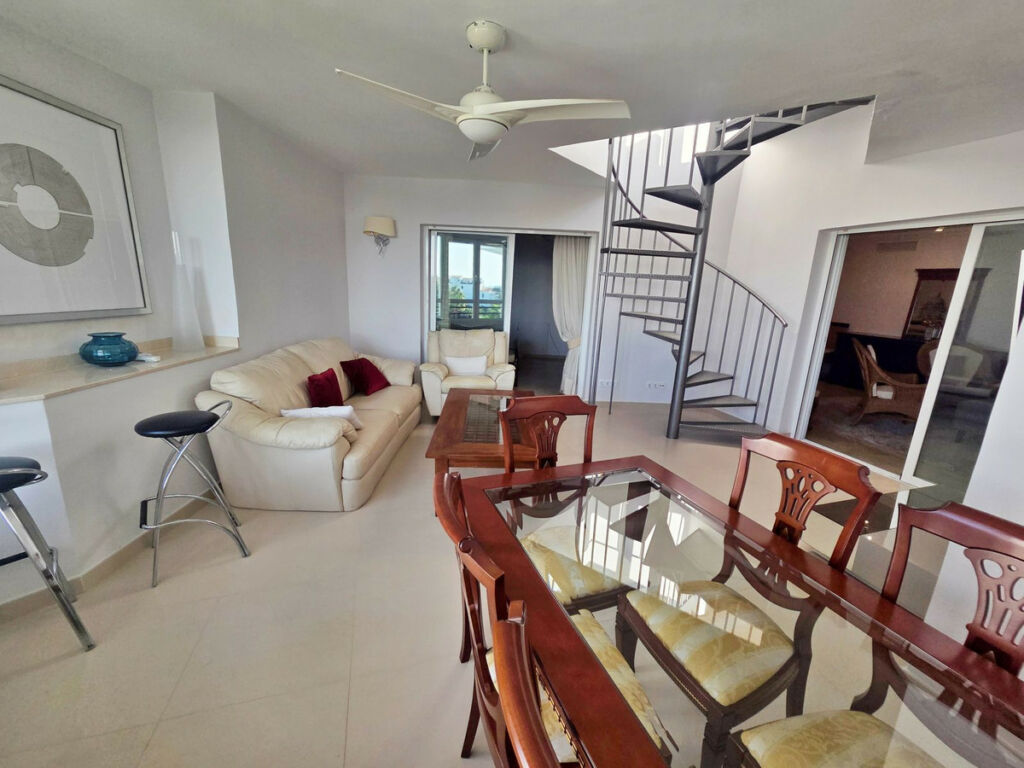 Penthouse Duplex Puerto Banús Málaga - image 4