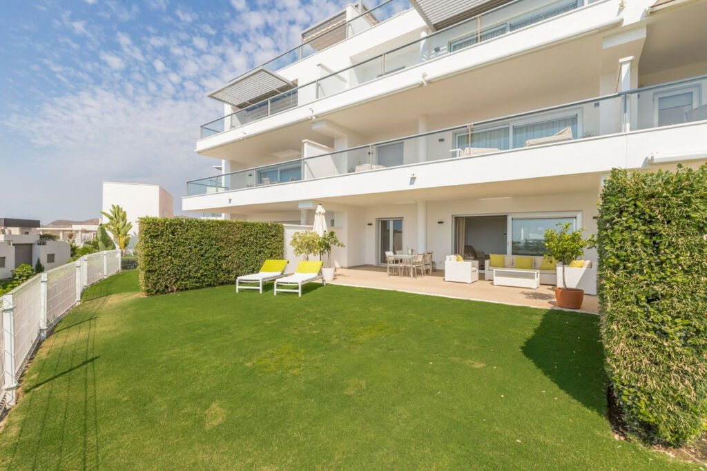 Ground Floor Apartment Los Arqueros Málaga - image 4