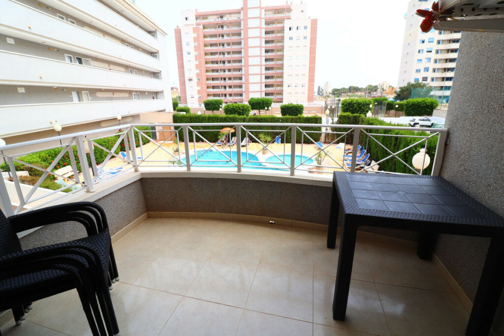 Ground Floor Apartment Guardamar del Segura Alicante - image 4