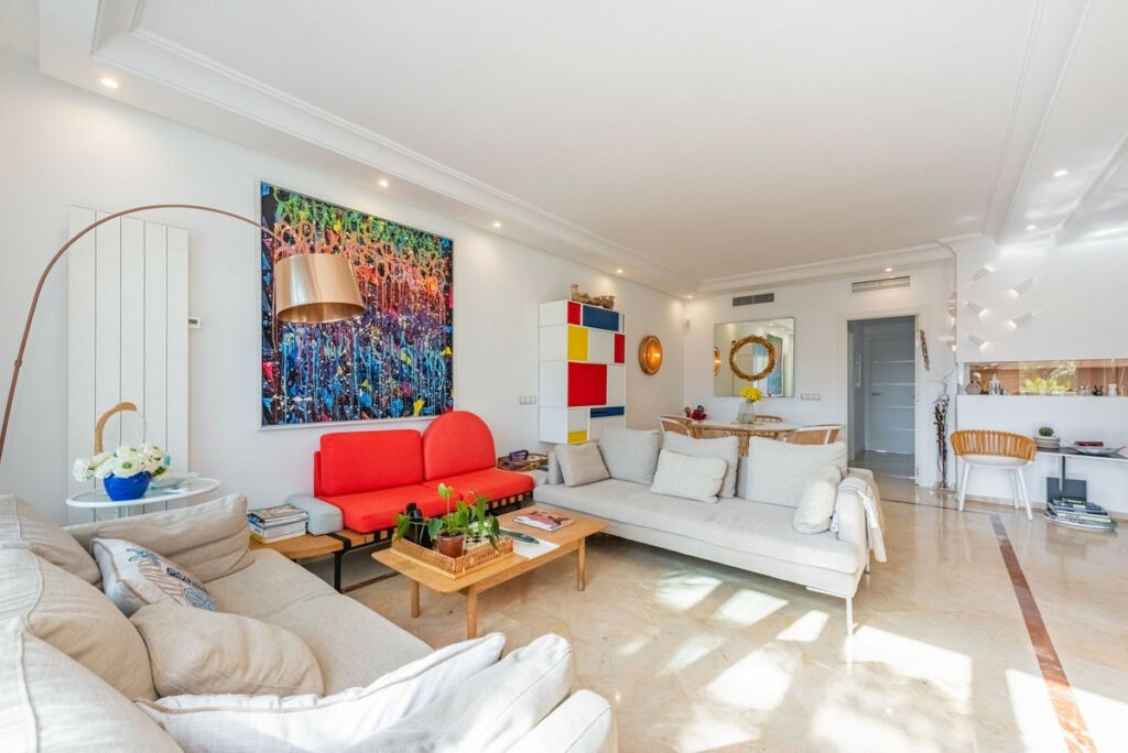 Penthouse Puerto Banús Málaga - image 4