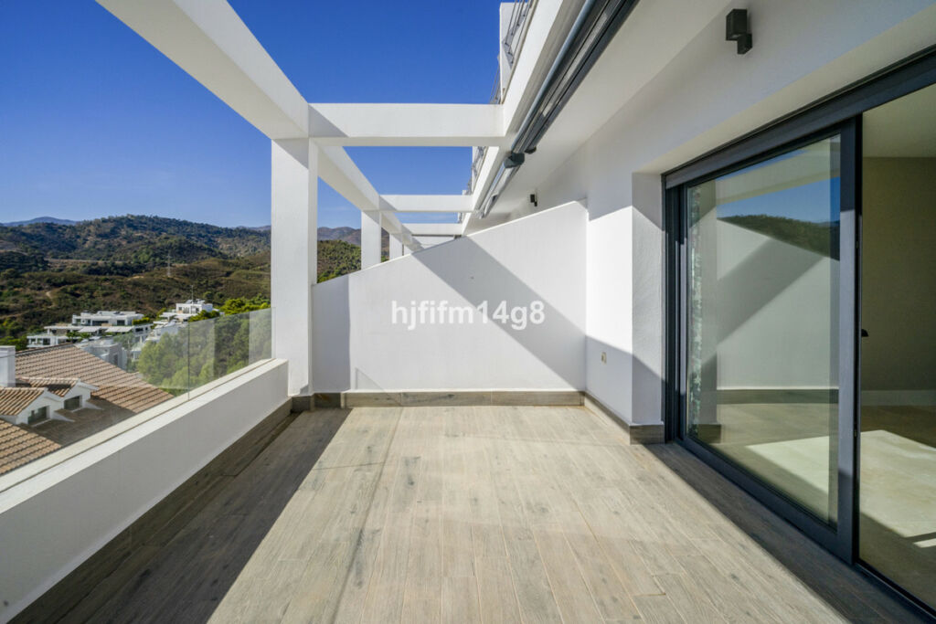 Penthouse Duplex Estepona Málaga - image 4