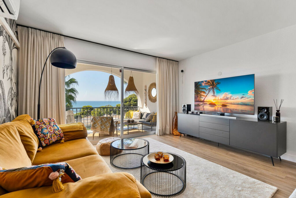 Top Floor Apartment Mijas Costa Málaga - image 4