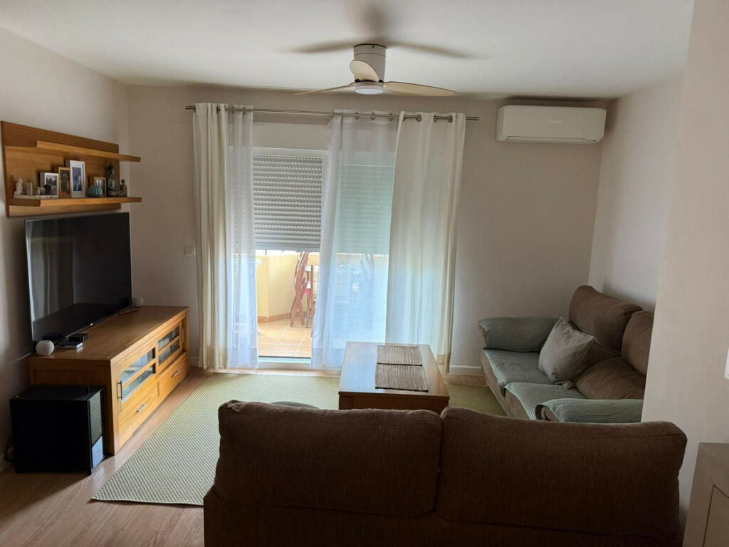 Middle Floor Apartment Marbella Málaga - image 4