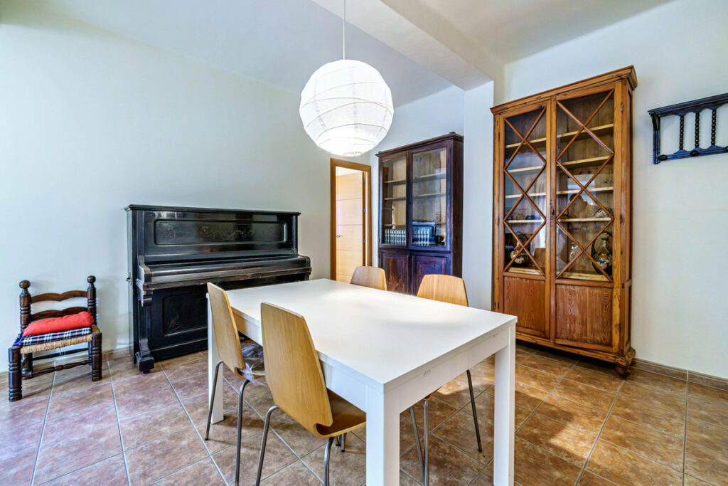 Middle Floor Apartment Málaga Centro Málaga - image 4