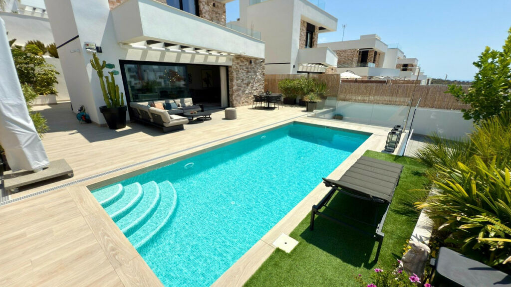 Bungalow Finestrat Alicante - image 4