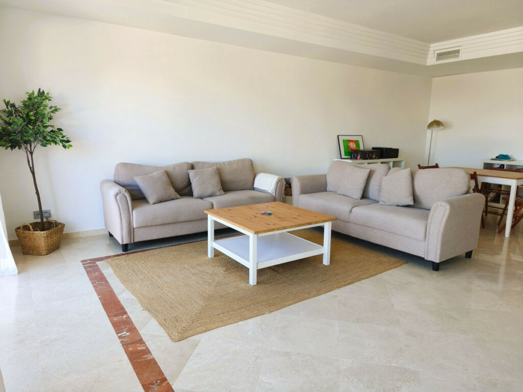 Middle Floor Apartment San Roque Club Cádiz - image 4