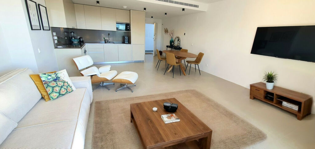 Middle Floor Apartment Calanova Golf Málaga - image 4