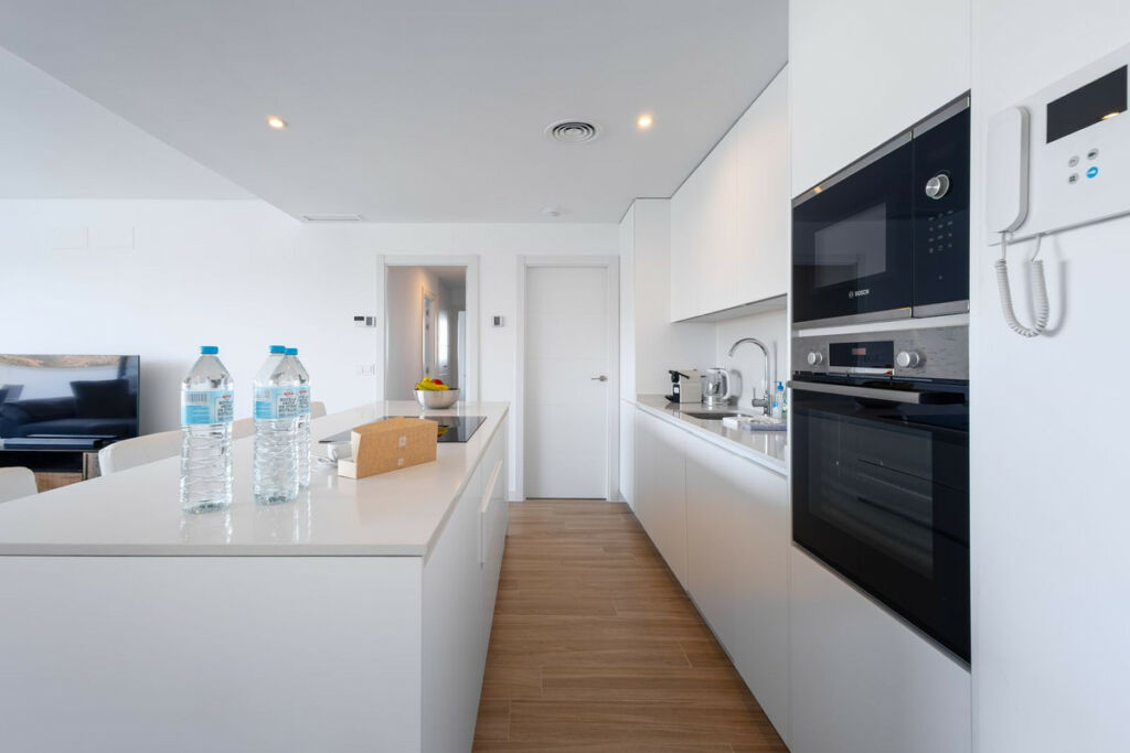 Middle Floor Apartment La Cala de Mijas Málaga - image 4