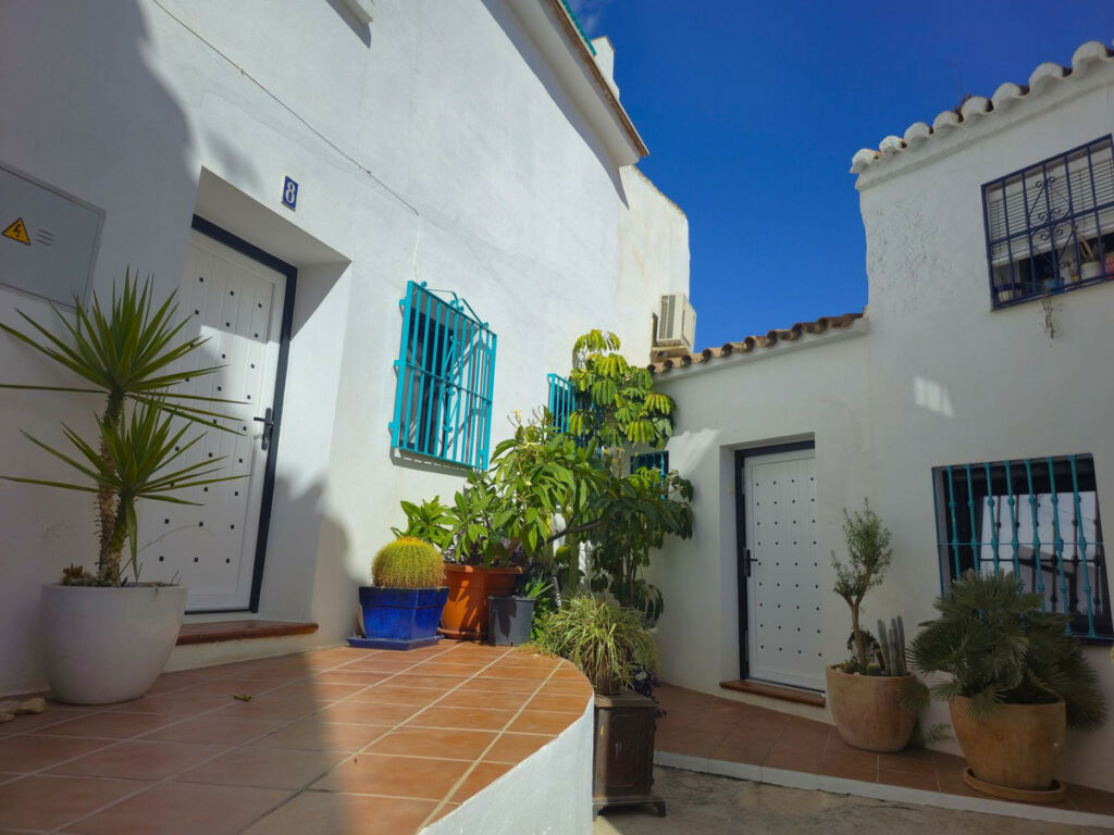 Townhouse Torrox Málaga - image 4
