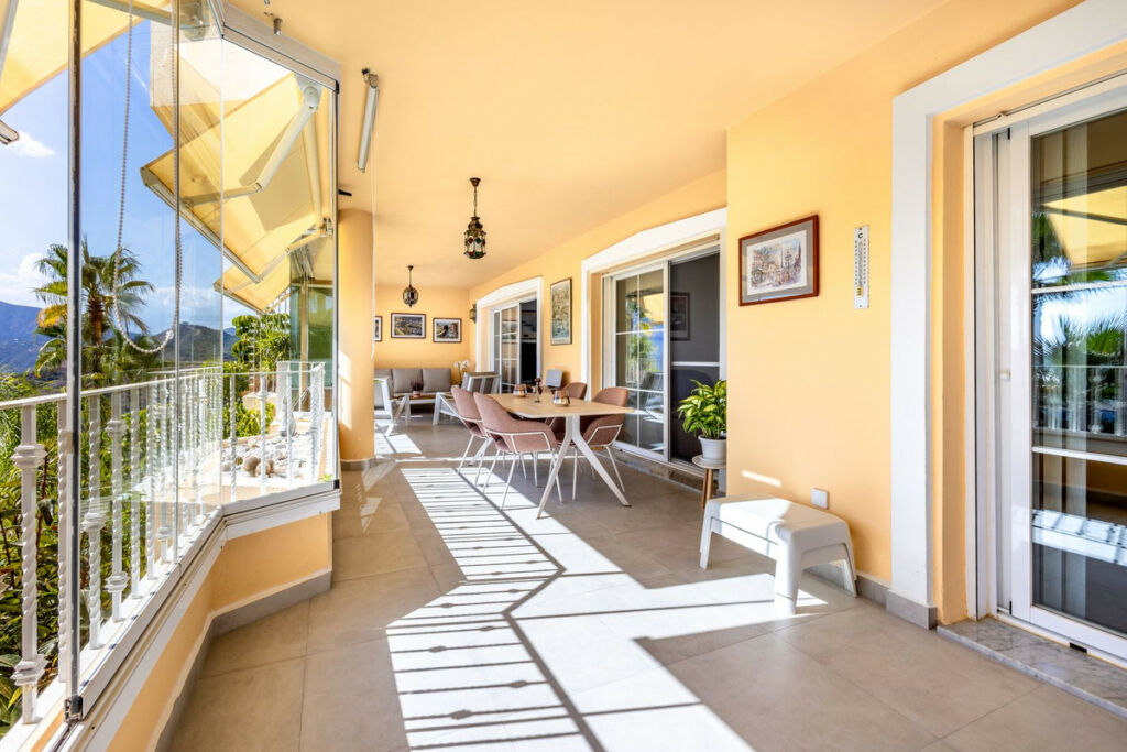 Ground Floor Apartment Alhaurin Golf Málaga - image 4