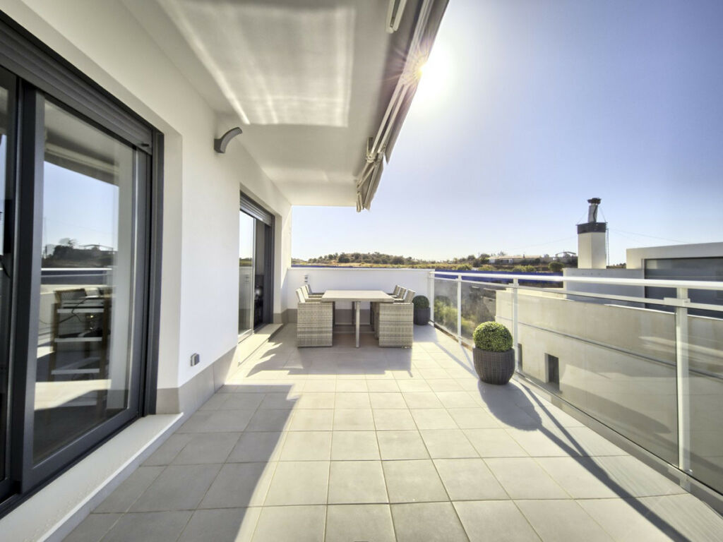 Middle Floor Apartment La Cala de Mijas Málaga - image 4