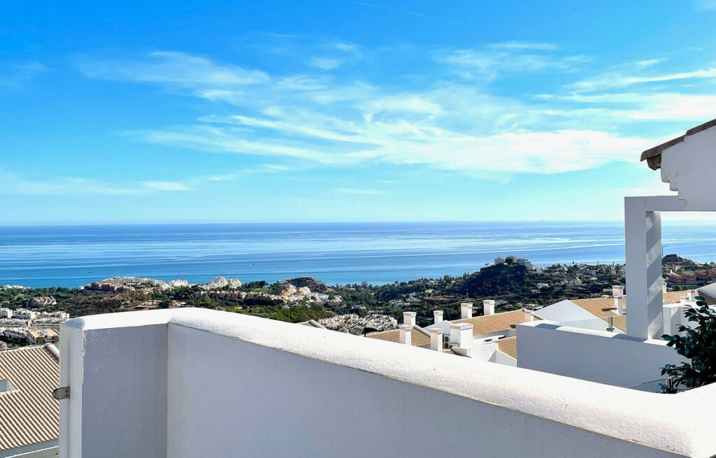 Penthouse Duplex Benalmadena Málaga - image 4