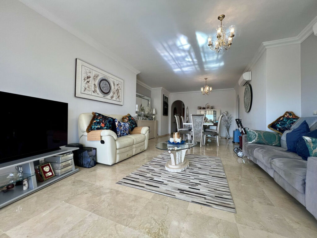 Ground Floor Apartment La Cala Hills Málaga - image 4