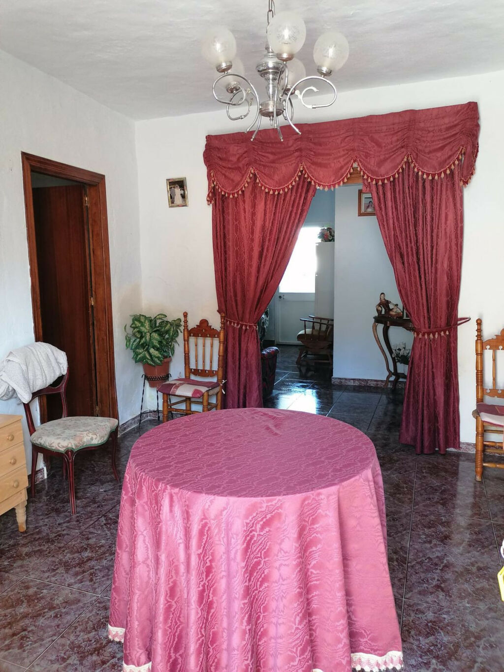 Detached Villa Alozaina Málaga - image 4