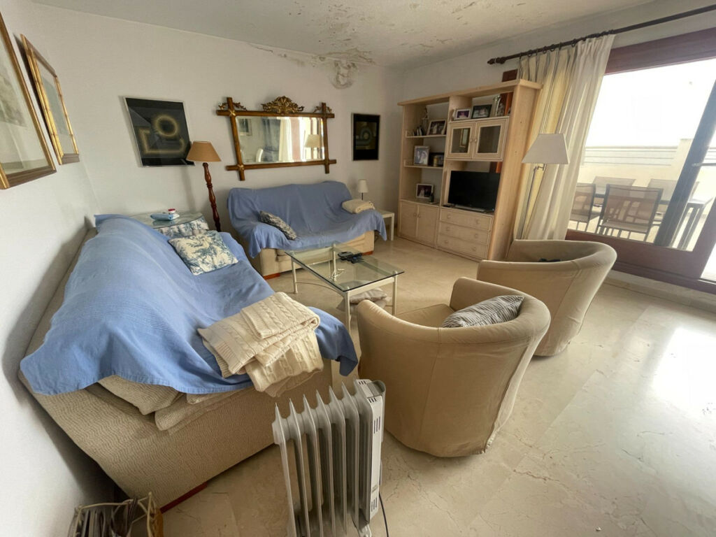 Penthouse Estepona Málaga - image 4