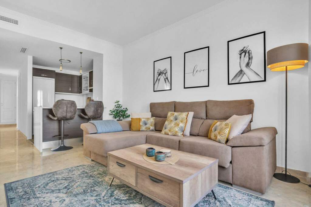 Penthouse Manilva Málaga - image 4