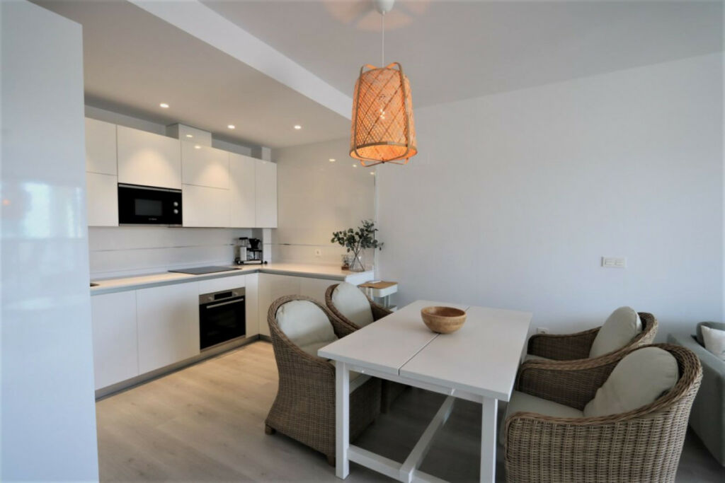 Middle Floor Apartment Mijas Costa Málaga - image 4