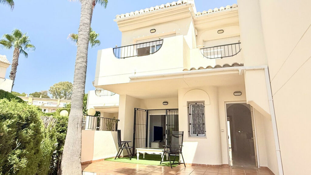 Townhouse Marbella Málaga - image 4