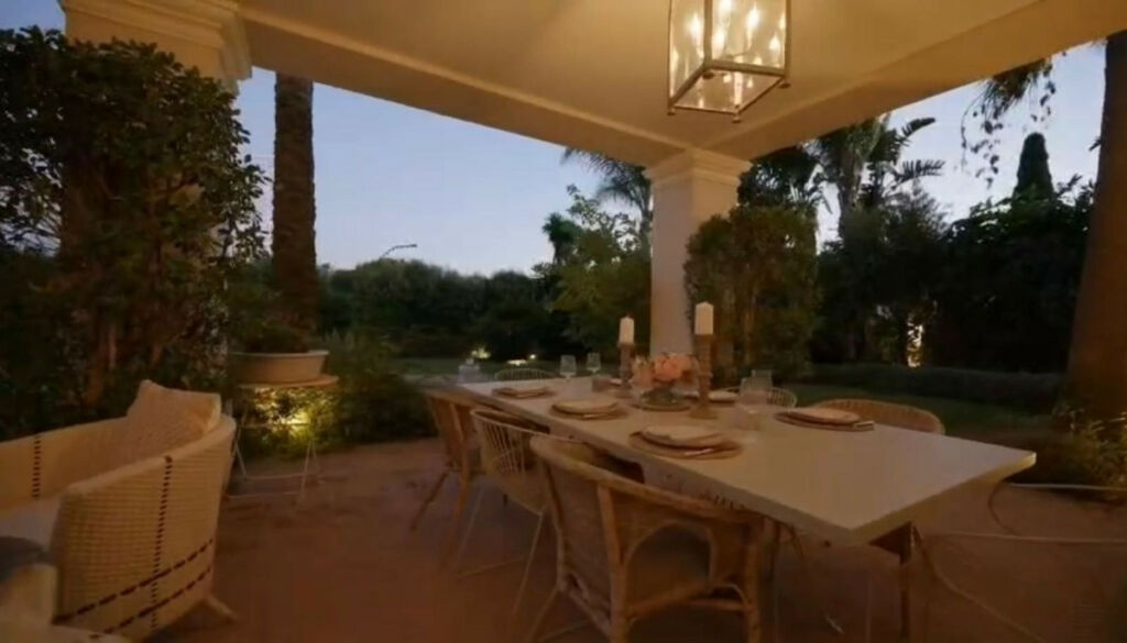 Detached Villa Guadalmina Baja Málaga - image 4