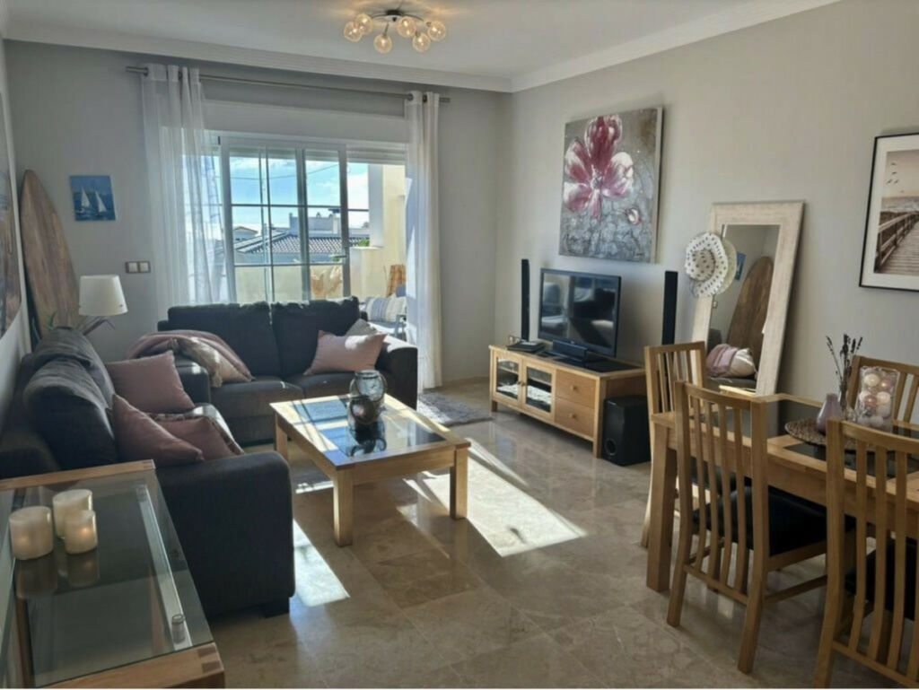 Penthouse San Luis de Sabinillas Málaga - image 4