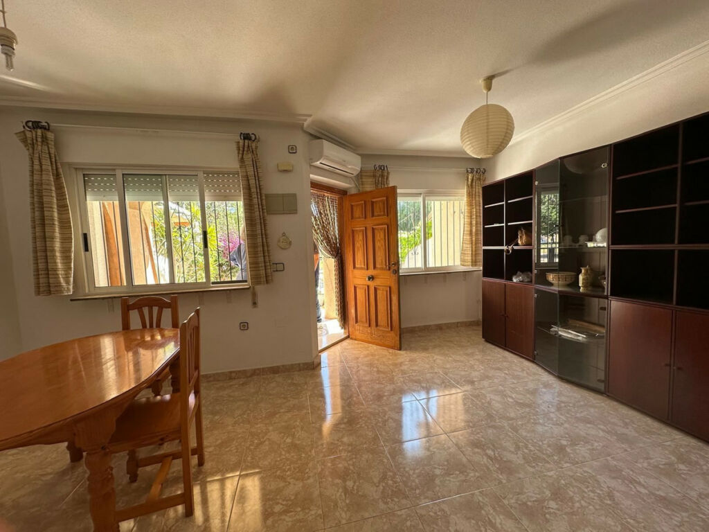 Townhouse Los Alcazares Murcia - image 4