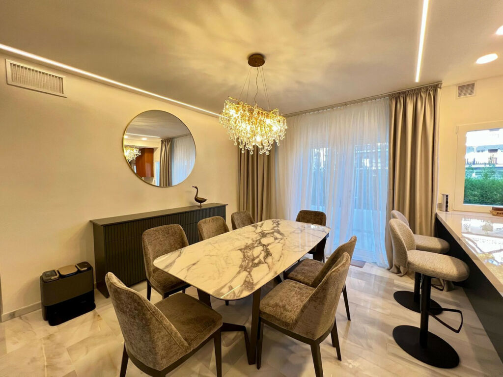 Ground Floor Apartment The Golden Mile Málaga - image 4