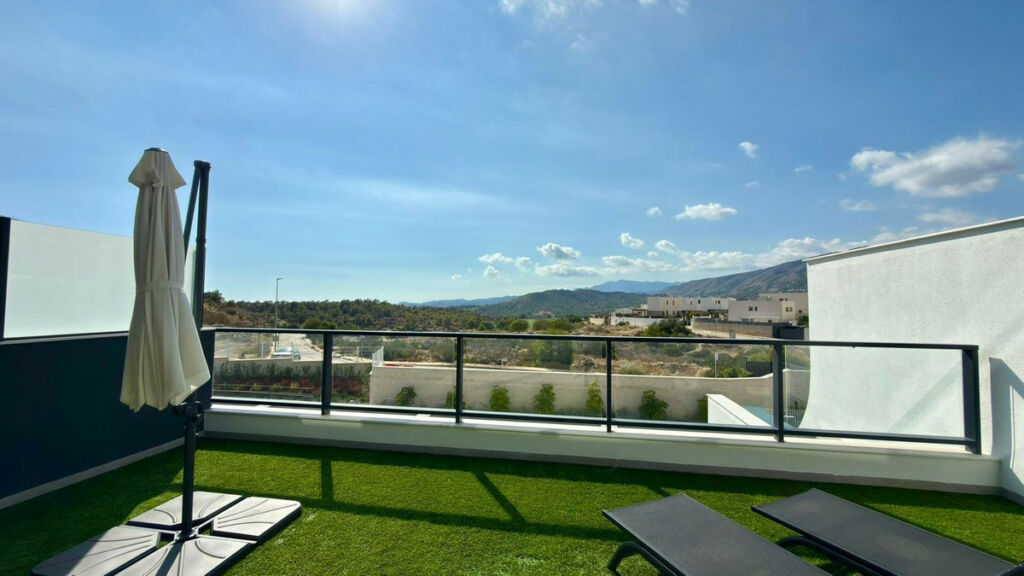 Bungalow Finestrat Alicante - image 4