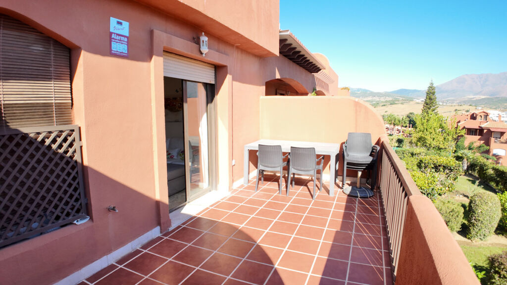 Ground Floor Apartment Estepona Málaga - image 4