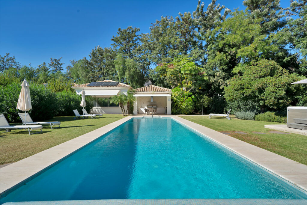 Detached Villa La Zagaleta Málaga - image 4