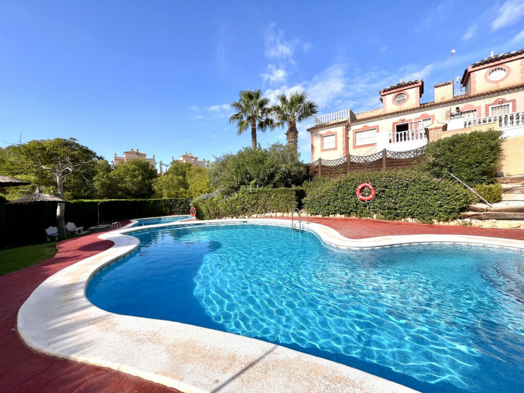 Ground Floor Apartment Los Altos Alicante - image 4