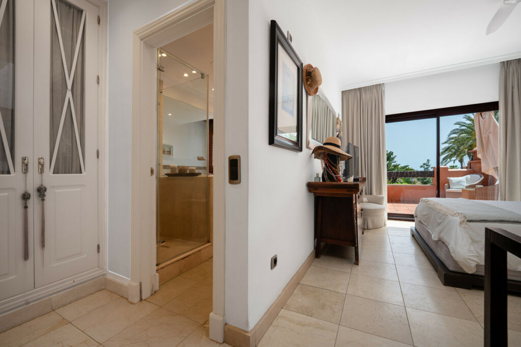 Townhouse Marbella Málaga - image 4