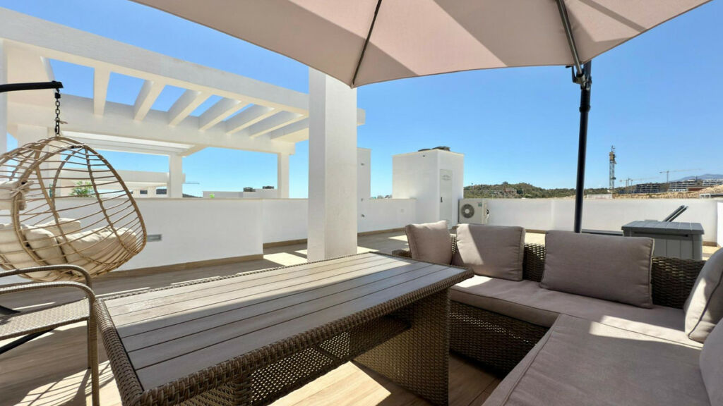 Penthouse Finestrat Alicante - image 4
