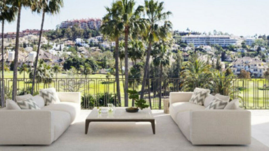 Residential Plot Benahavís Málaga - image 4
