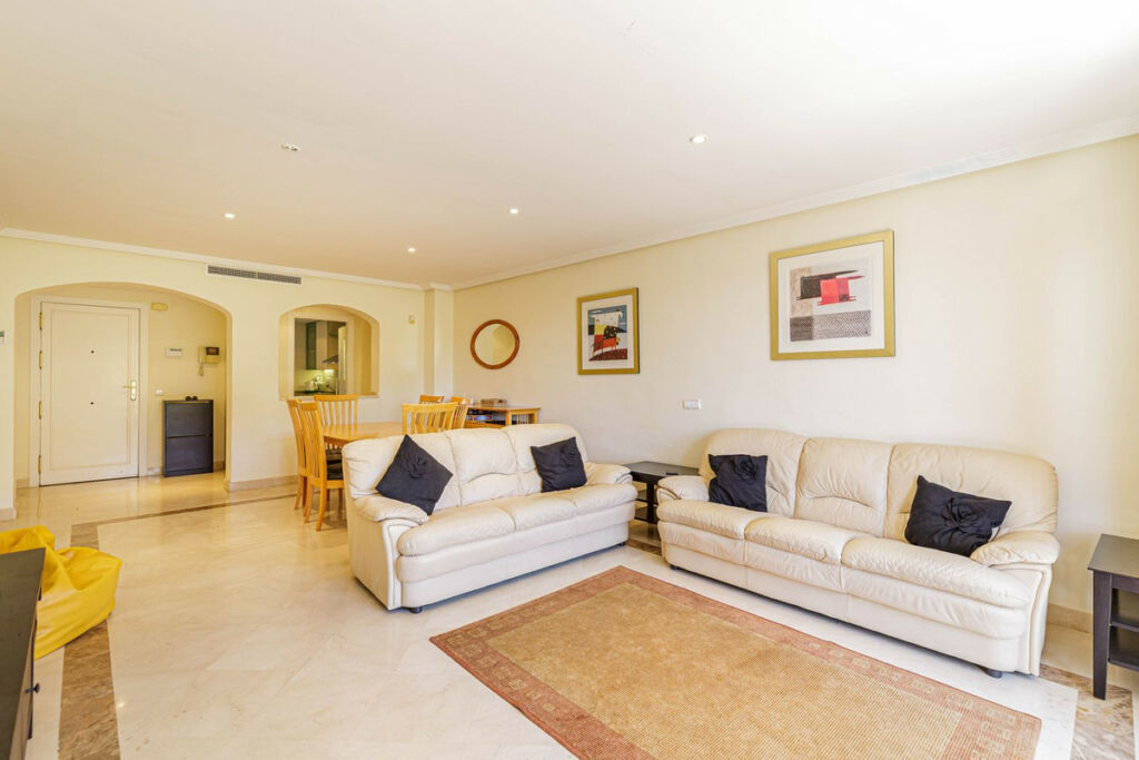 Penthouse Duplex Los Arqueros Málaga - image 4