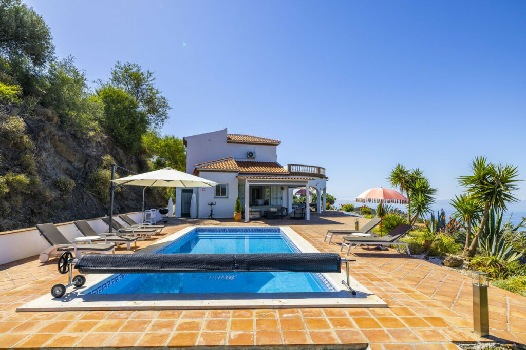 Detached Villa Arenas Málaga - image 4