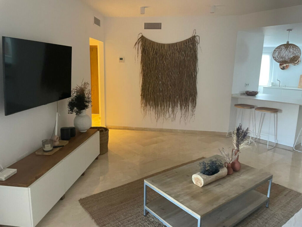 Ground Floor Apartment San Pedro de Alcántara Málaga - image 4
